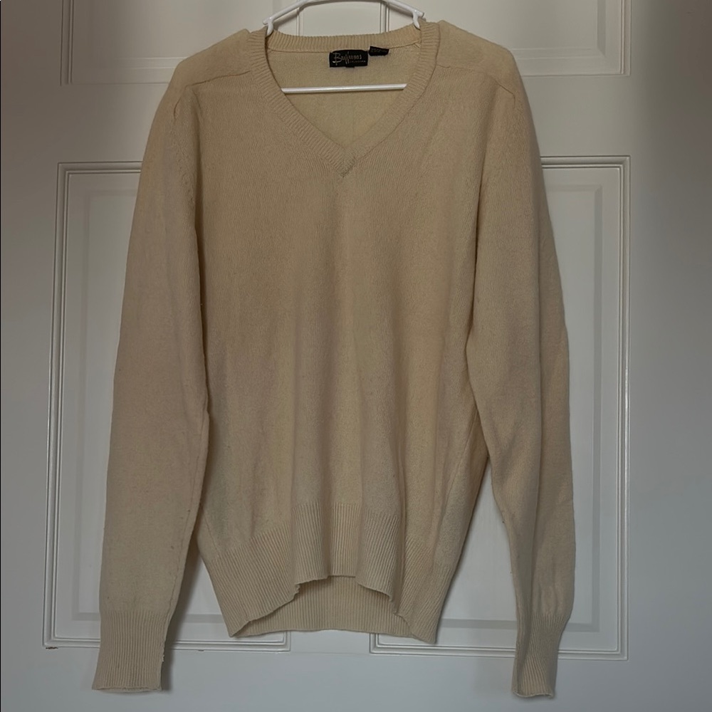 Buffums Lambswool Vintage V-neck Knit Sweater - Cream Men’s sweater